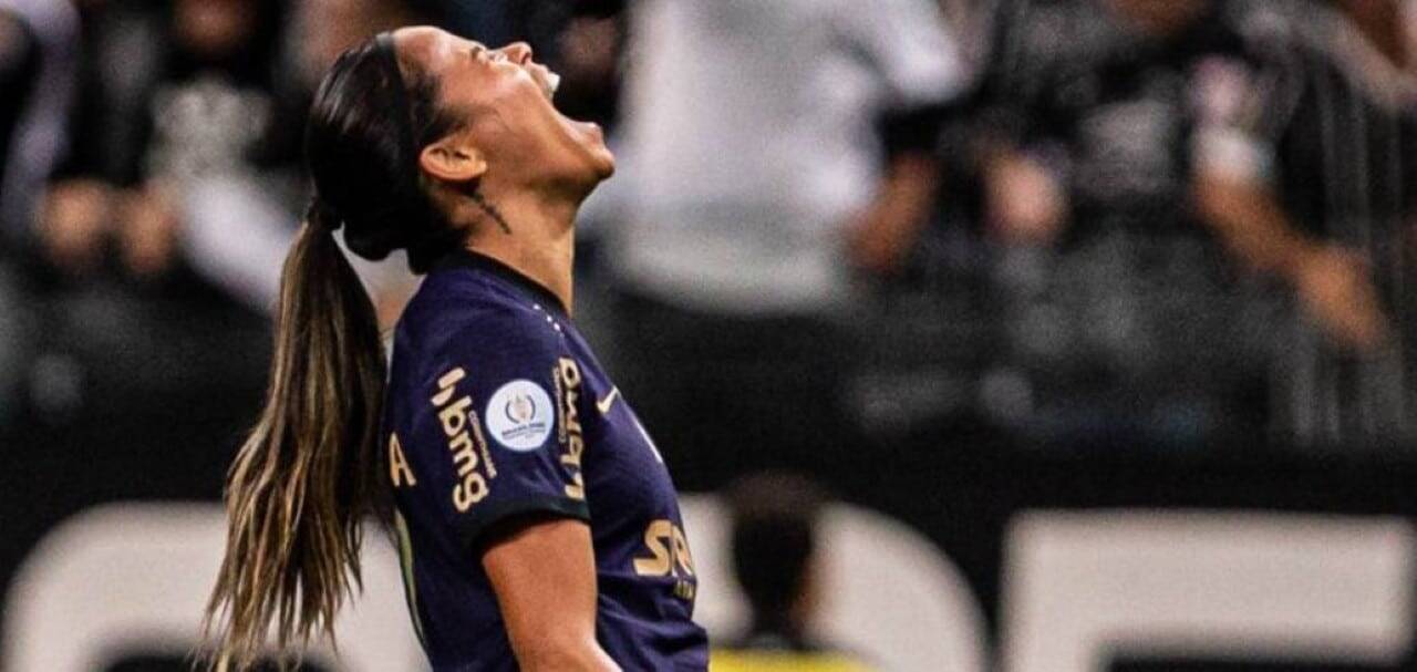 Camilinha marca golaço, Vic Albuquerque empata, e Majestoso termina 1 a 1 no primeiro tempo de São Paulo x Corinthians na Copa do Brasil