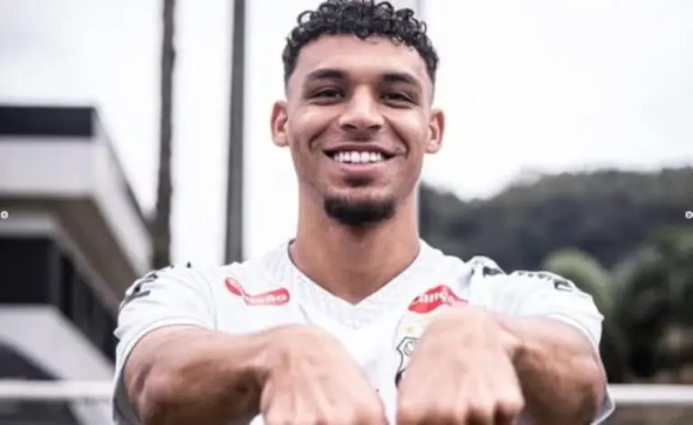 Victor Hugo Santos