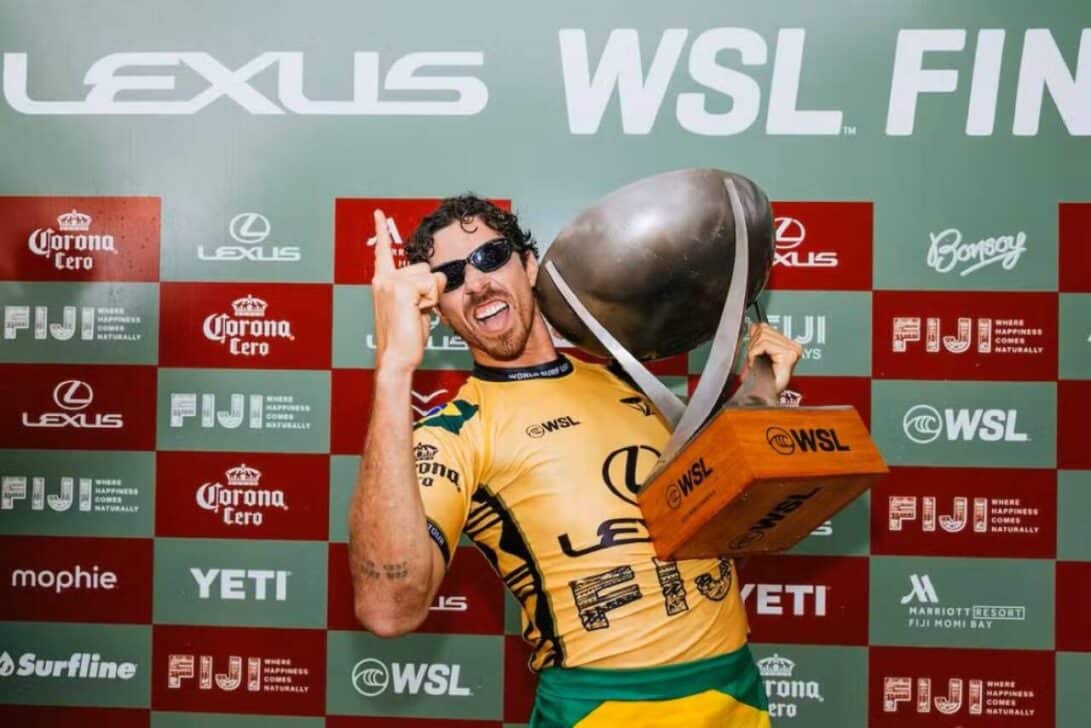 Yago Dora vence Griffin e é campeão mundial da WSL pela 1ª vez
