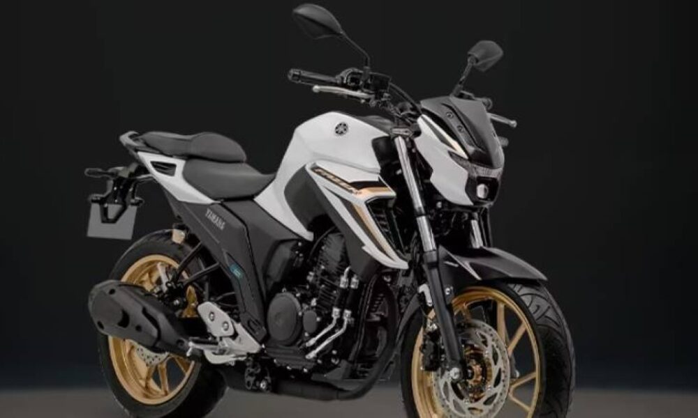 Yamaha Fazer 250 chega com painel digital renovado, Y-Connect e novo visual para as ruas