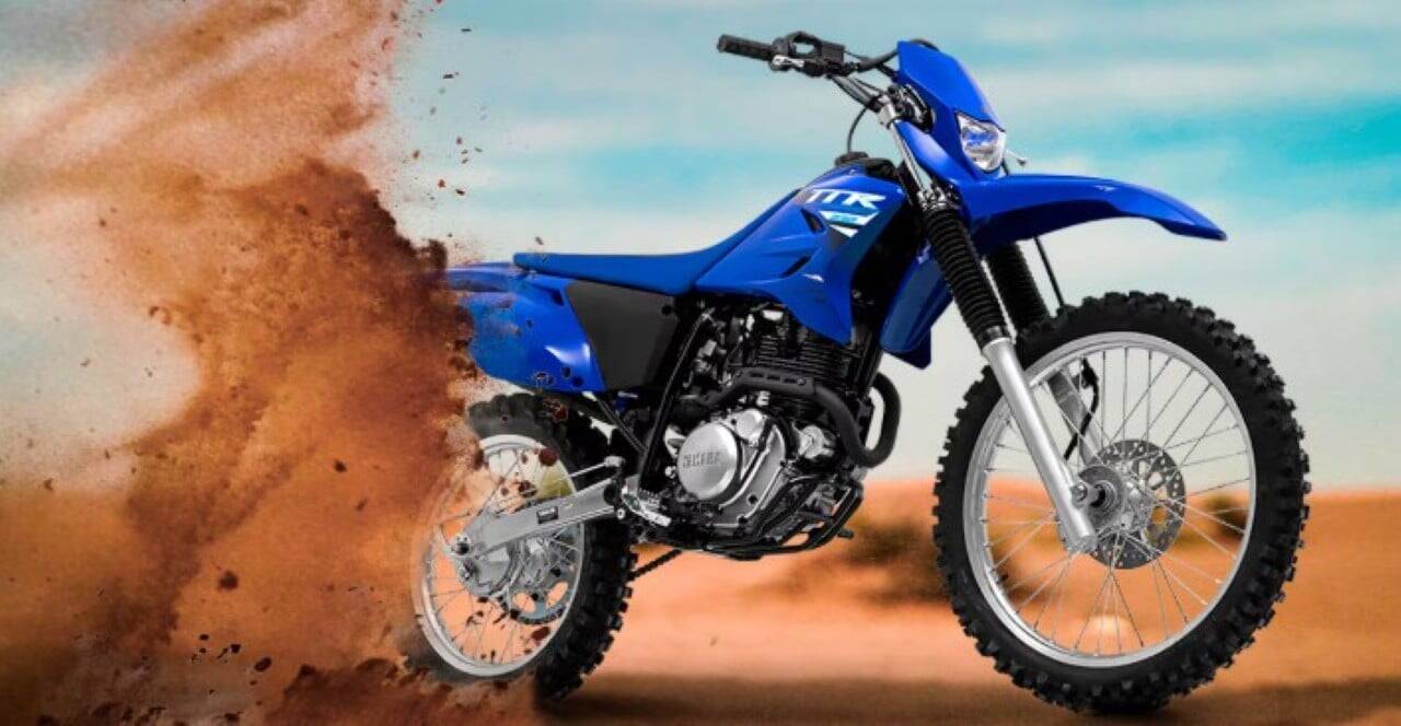 Nova Yamaha TT-R 230 atualiza visual off-road e mantém eficiência de 18 km/L no mercado brasileiro