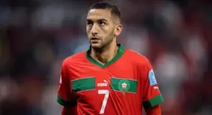 Botafogo mantém proposta a Ziyech na reta final da janela
