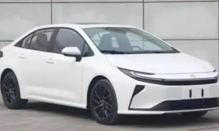 Toyota Corolla sedã surge na China