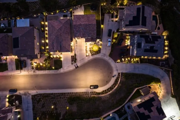 bairro iluminado