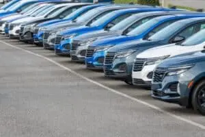 Foco das montadoras chinesas em nomes de carros como celulares gera desafio de identidade
