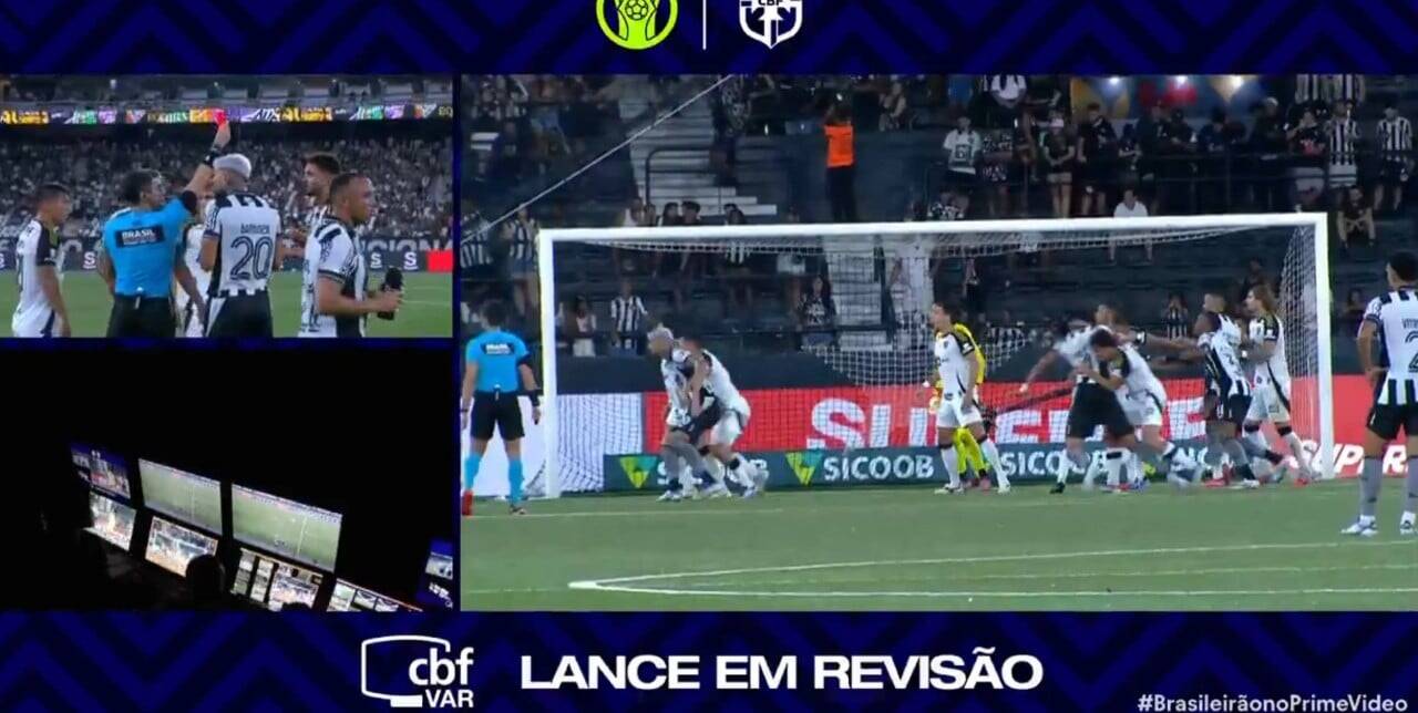 VAR: Cartão vermelho direto para Chris Ramos muda jogo do Botafogo x Atlético-MG no primeiro tempo no Brasileirão