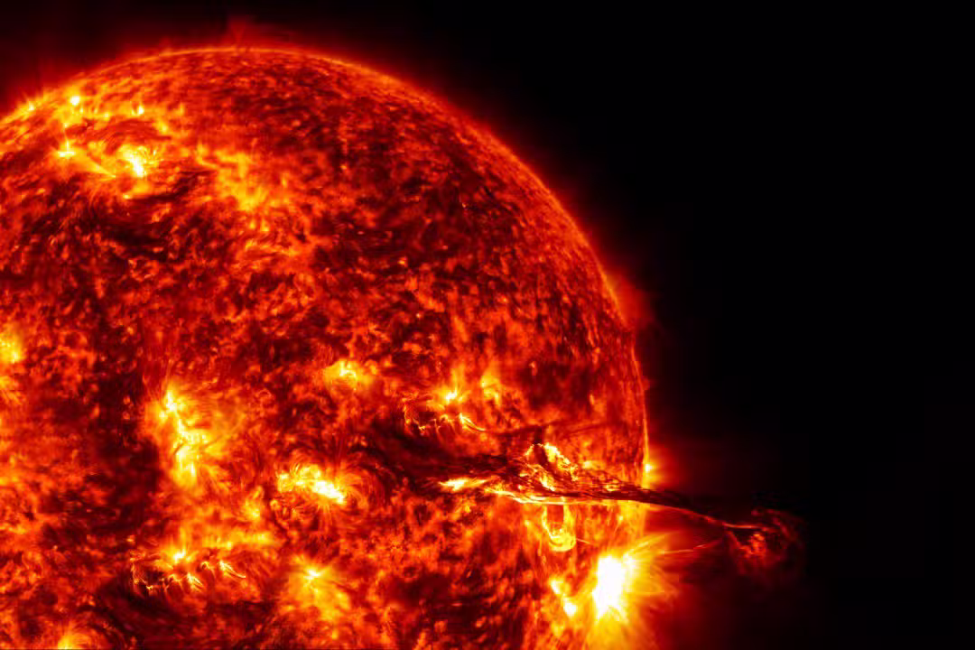 erupção solar