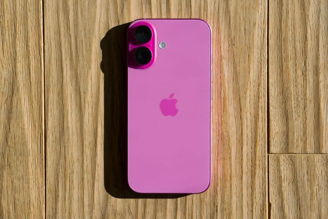 iPhone 16