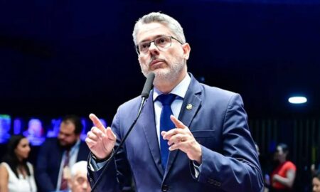 senador Alessandro Vieira (MDB-SE), é policial civil. — Foto: Waldemir Barreto/Agência Senado)