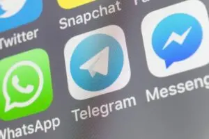 Täydellinen opas Telegram-videoiden tallentamiseen matkapuhelimeesi tai tietokoneellesi turvallisesti ja nopeasti