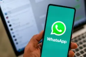 Uuden WhatsApp-toiminnon avulla voit skannata asiakirjoja ja luoda PDF-tiedostoja poistumatta sovelluksesta