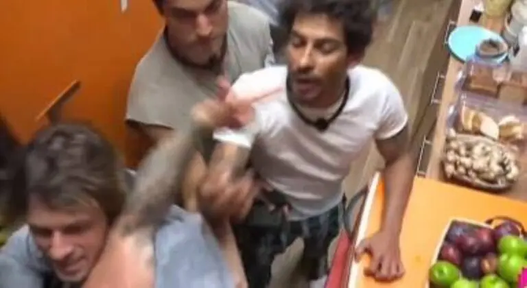 A Fazenda 17 Shia e Wallas