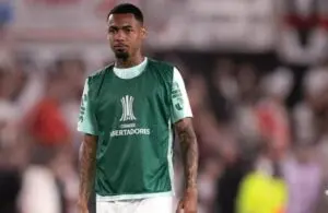 Palmeiras assegura permanência de Allan no elenco profissional após solicitação de Abel Ferreira