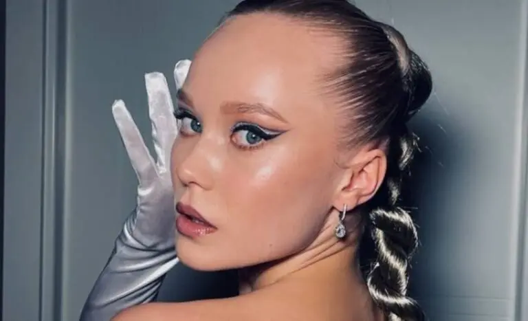 Angelina Melnikova.