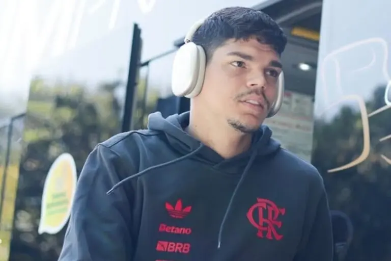 Ayrton Lucas Flamengo