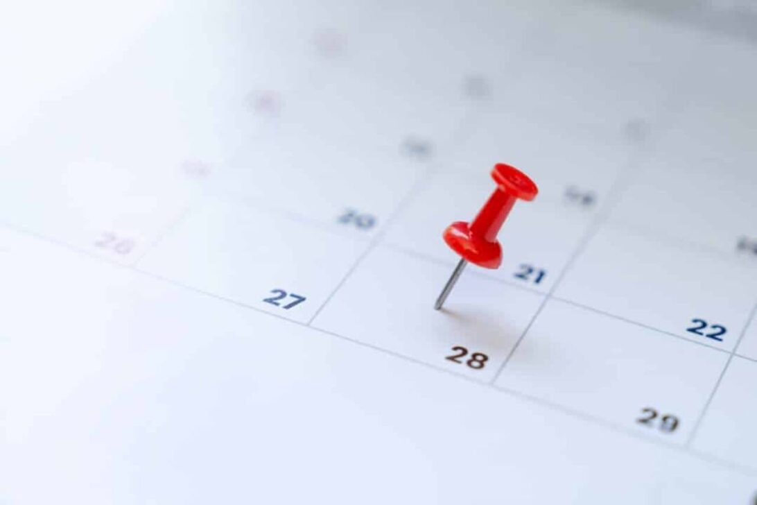 Calendário, alfinete