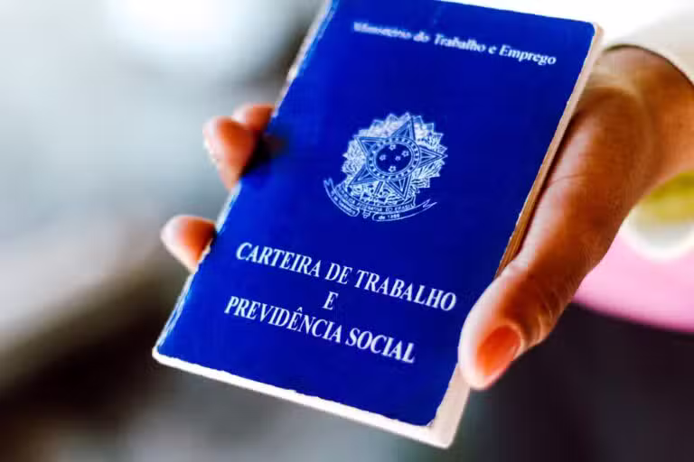 Carteira de Trabalho, Aposentadoria INSS, emprego