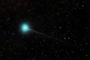 NASA opdager unormale strukturer på den interstellare komet 3I/ATLAS og sætter gang i debat om deres oprindelse