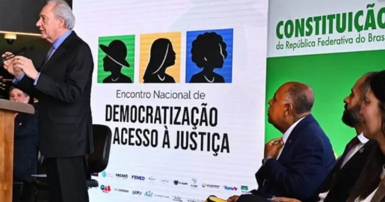 Escola Nacional de Acesso à Justiça