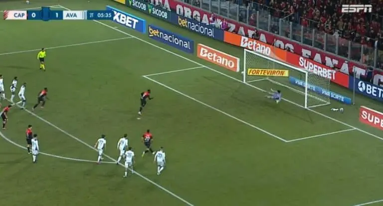 Gol do athletico de empate