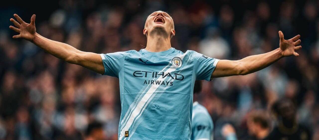 Hoje tem gol de Haaland subindo no segundo andar: Manchester City lidera 1-0 contra Everton na oitava rodada da Premier League