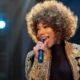 I Wanna Dance With Somebody – A História de Whitney Houston