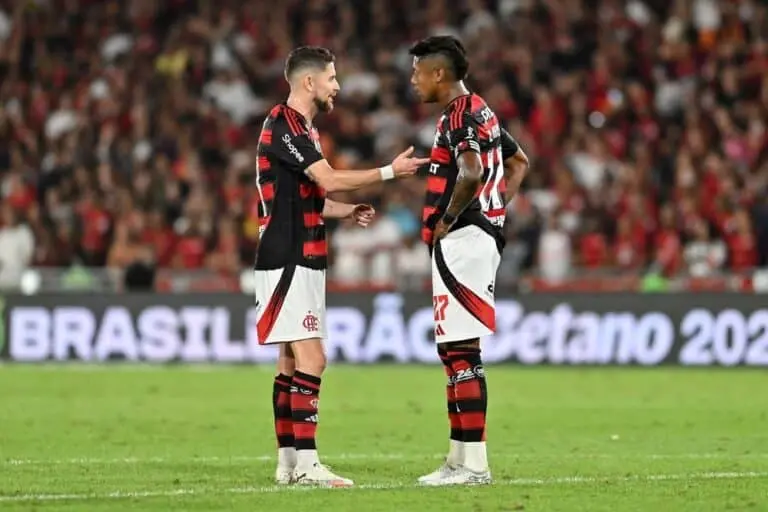 Jorginho e Bruno Henrique