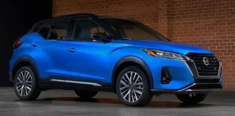 Nissan Kicks Play