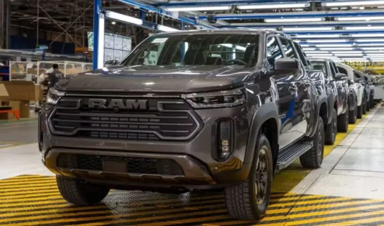 Ram Dakota em produção na Argentina