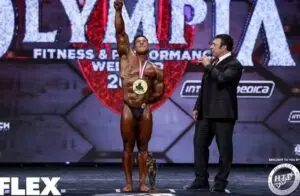 Champion Ramon Dino performs guest posing at Mr. Olympia Brazil in São Paulo this Saturday