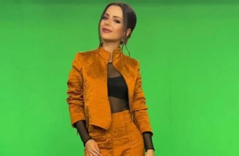 Sandy
