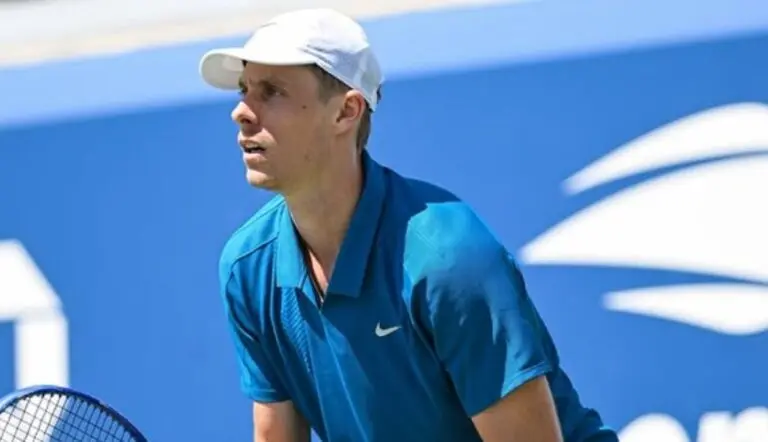Shapovalov.