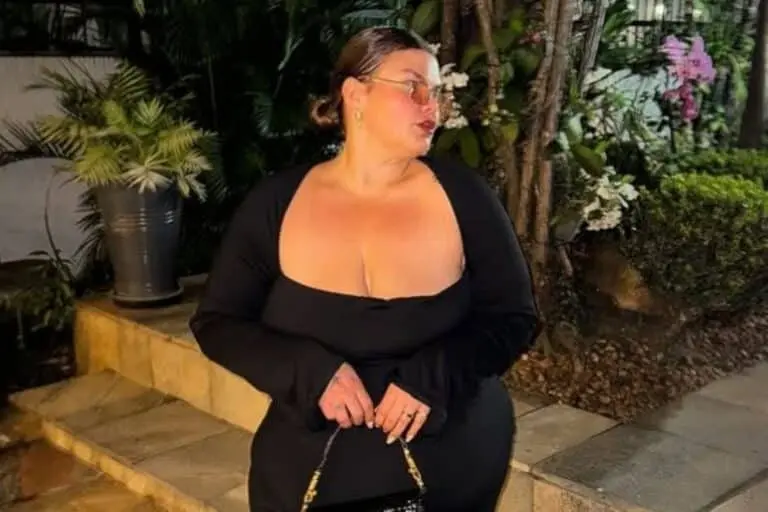 Thais Carla