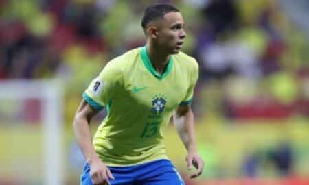 Vanderson sofre lesão e sai de maca em Monaco x City após convocação de Ancelotti