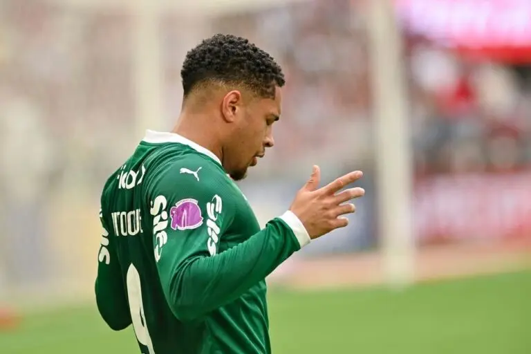 Vitor Roque