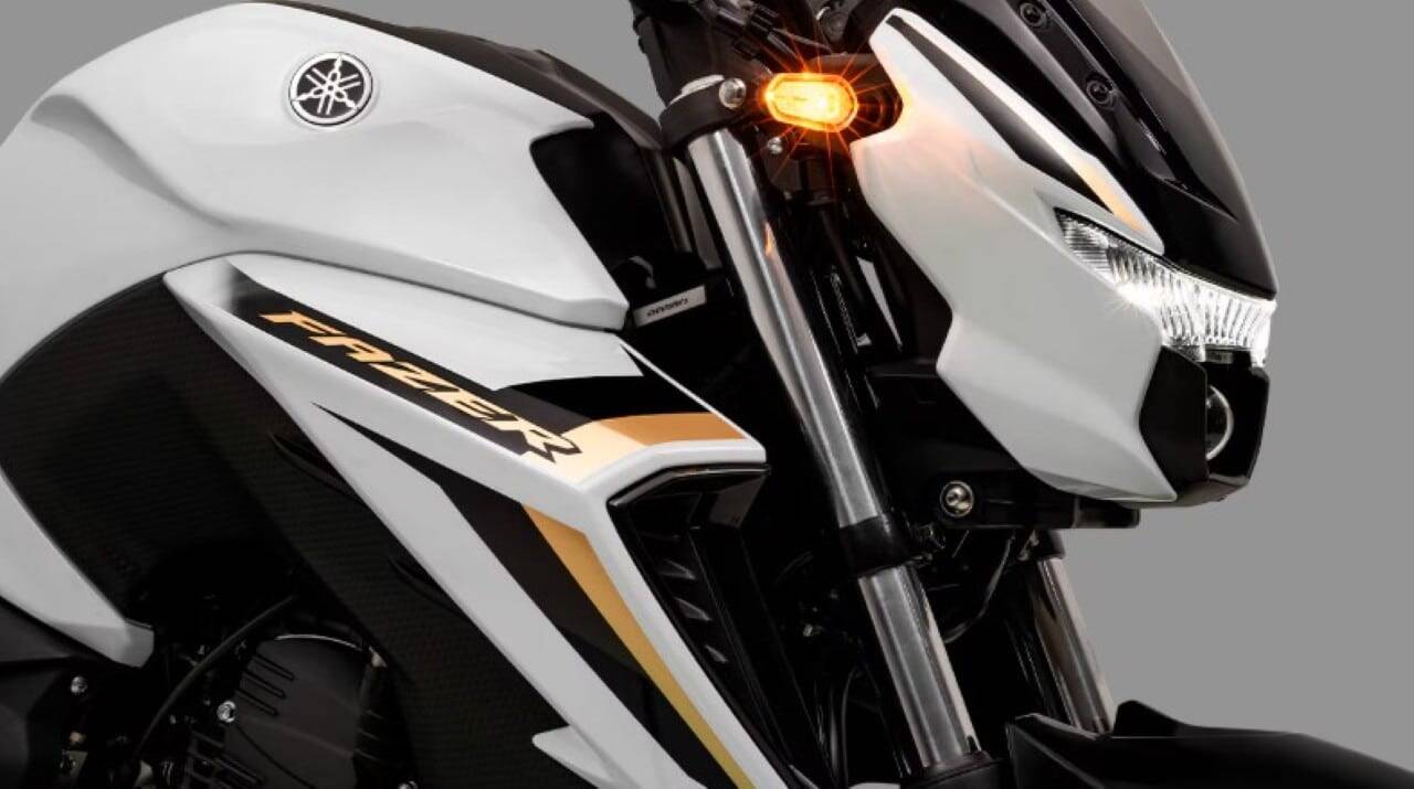 Yamaha atualiza Fazer 250 2025 com motor gasolina, LED full e 4 anos de garantia