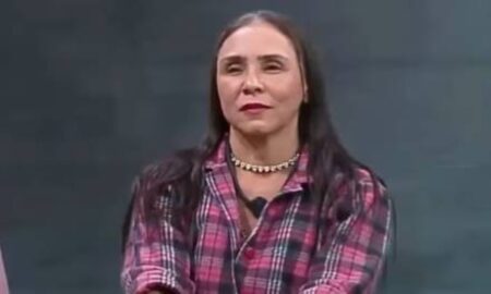 Yoná Souza