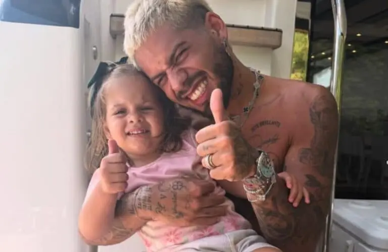 Zé Felipe e Maria Flor