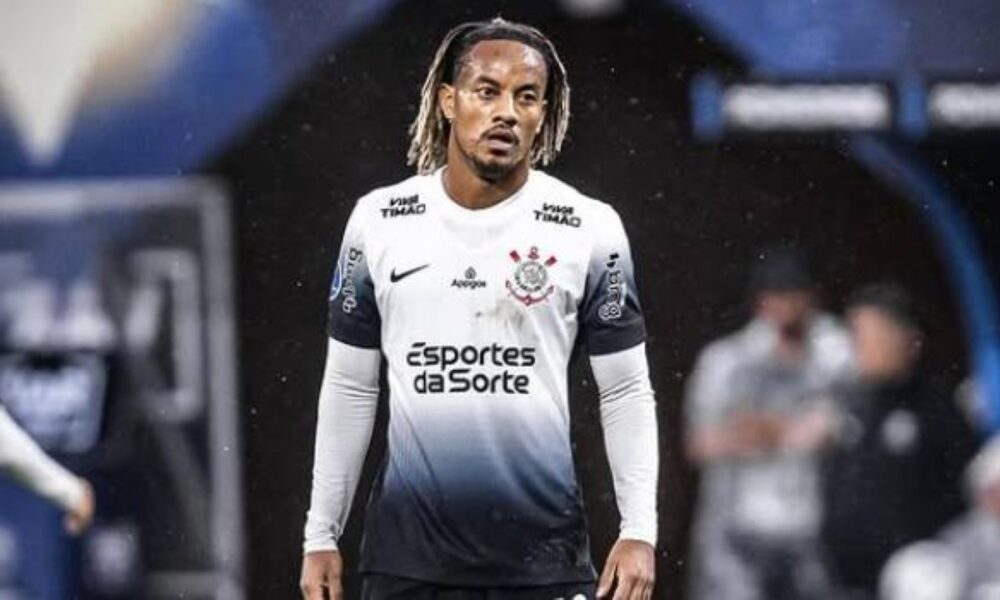 Corinthians reforça ataque com Carrillo e trio GYM para duelo contra Vitória no Barradão