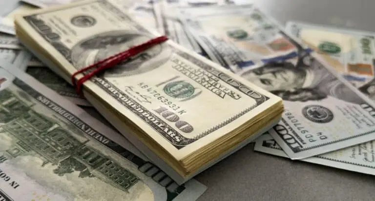 dólar