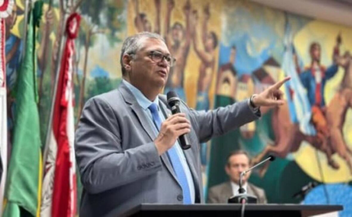 ministro Flávio Dino