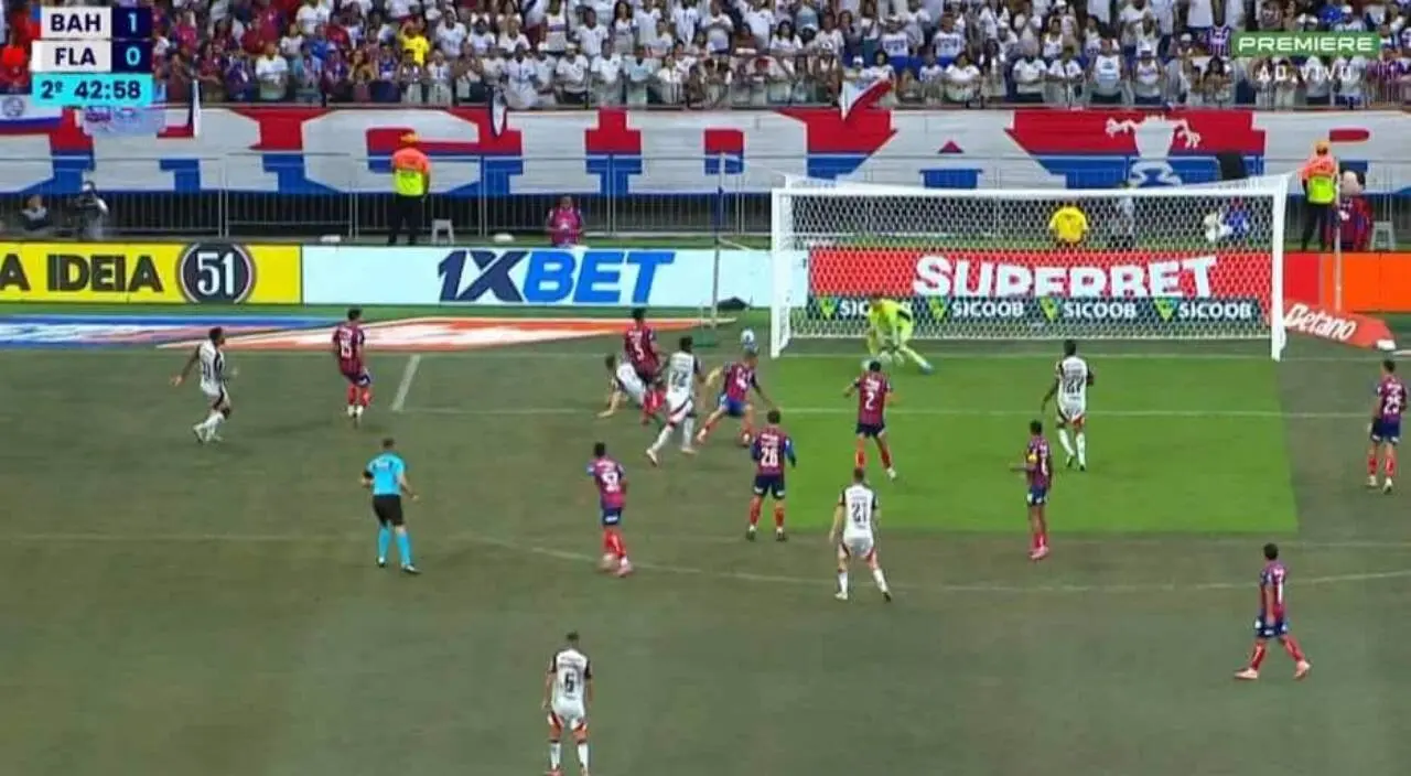 quase gol de leo ortiz