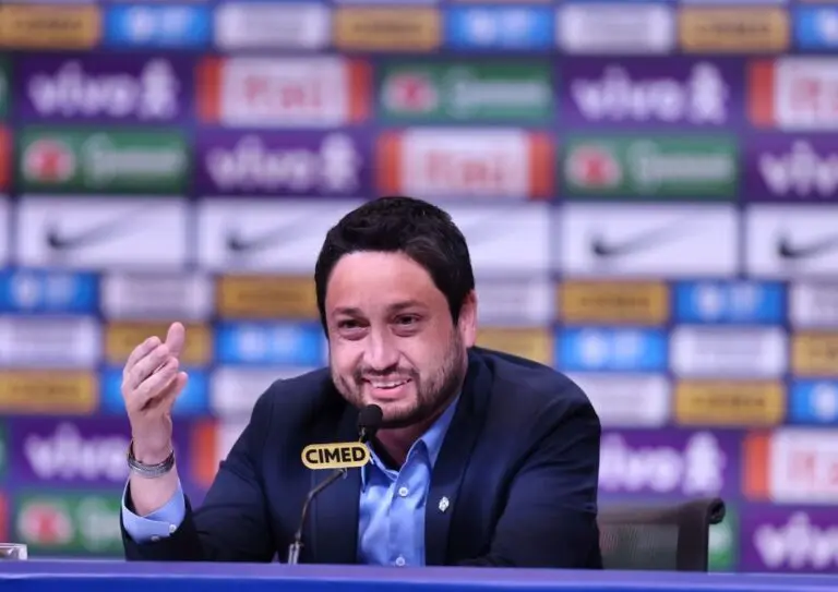 Arthur Elias, técnico da Seleção Brasileira