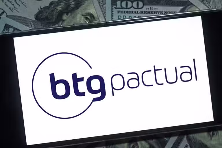 BTG Pactual, dólar