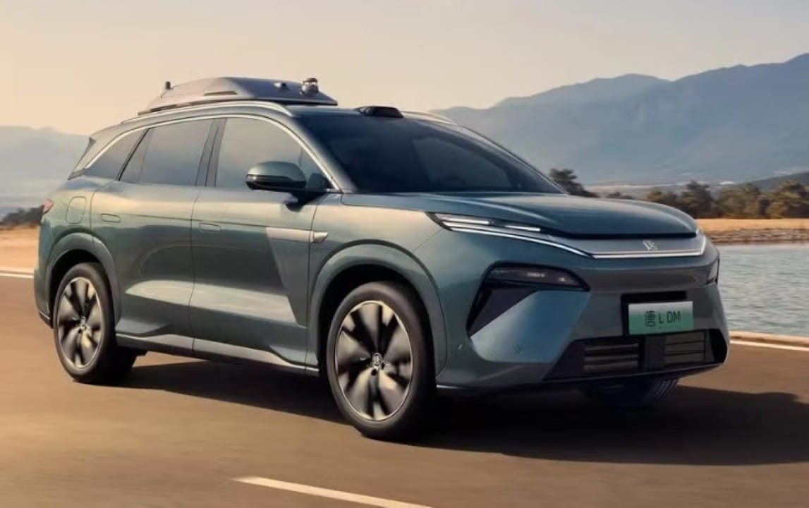 BYD Atto 8