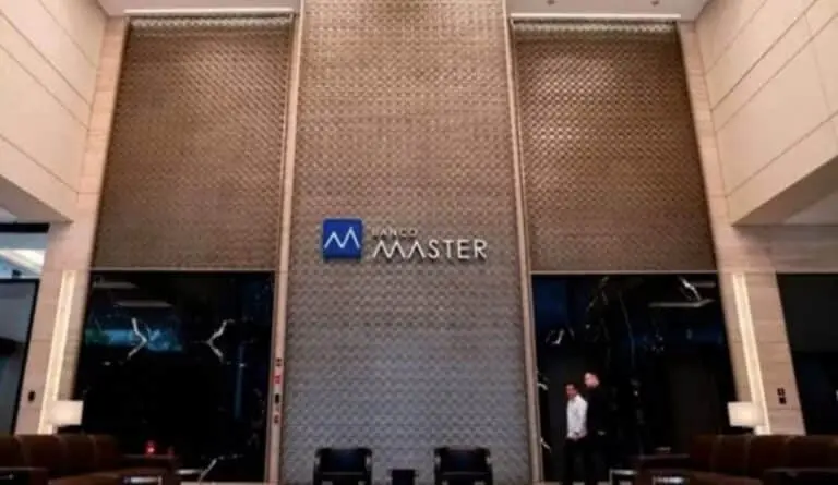 Banco Master.