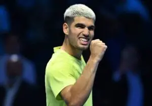 Where to watch Alcaraz vs Musetti live at the ATP Finals 2025; decisive match in Turin