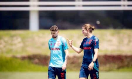 Filipe Luís e Jorginho em treino do Flamengo