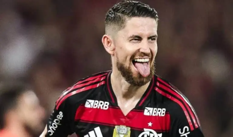 Onde assistir Atlético-MG x Flamengo pelo Brasileirão na Arena MRV às 21h30