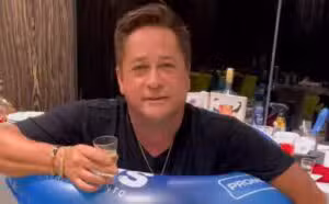 Cantor Leonardo passa por susto e exames após queda em pescaria noturna no Pantanal